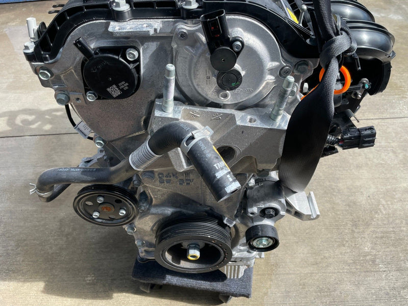 Load image into Gallery viewer, HYUNDAI TUCSON FWD GDI ENGINE MOTOR ASSEMBLY 2.5L 26 MILES 2025-2026 # 110223
