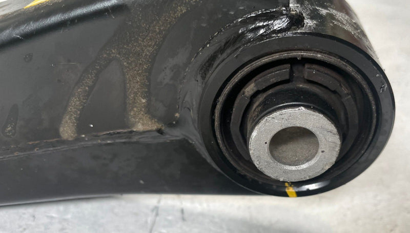 Load image into Gallery viewer, 2020-2025 HYUNDAI PALISADE REAR RIGHT SIDE LOWER CONTROL ARM SPRING PERCH 111858
