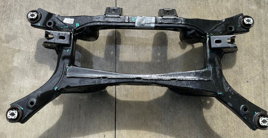 22-26 HYUNDAI TUCSON AWD REAR SUSPENSION SUBFRAME CROSSMEMBER CRADLE 2.5L 110232