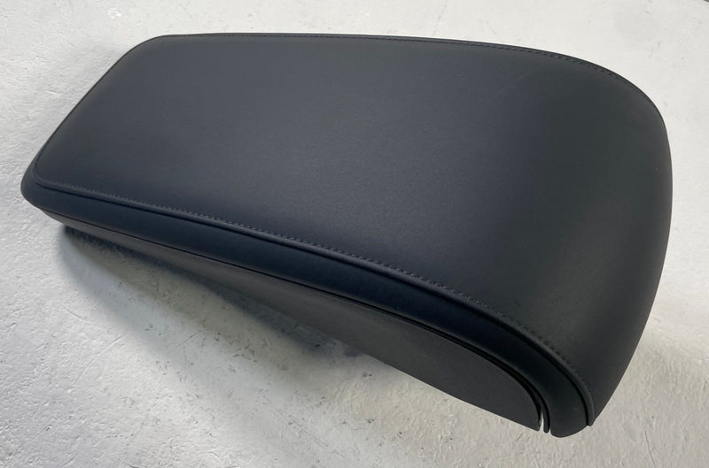 Load image into Gallery viewer, 2025-2026 HYUNDAI IONIQ 5 CONSOLE STORAGE TRAY BOX &amp; ARMREST LID COVER # 109139
