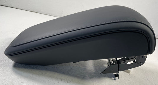 2025-2026 HYUNDAI IONIQ 5 CONSOLE STORAGE TRAY BOX & ARMREST LID COVER