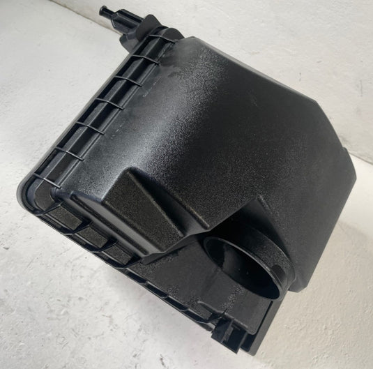 2020 - 2025 HYUNDAI PALISADE ENGINE AIR INTAKE CLEANER HOUSING BOX 3.8L