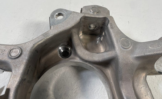 2022 - 2026 HYUNDAI IONIQ 5 6 REAR RIGHT SIDE WHEEL SPINDLE KNUCKLE HUB
