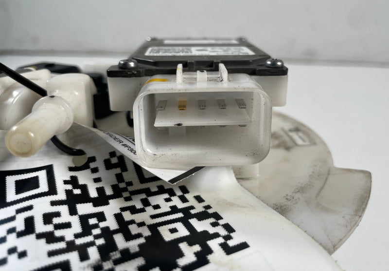 Load image into Gallery viewer, 2020 - 2025 HYUNDAI PALISADE FUEL GAS TANK PUMP SENDING UNIT ASSEMBLY # 111862
