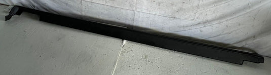 2022-2026 HYUNDAI TUCSON FRONT RIGHT SIDE ROCKER MOLDING COVER PANEL 