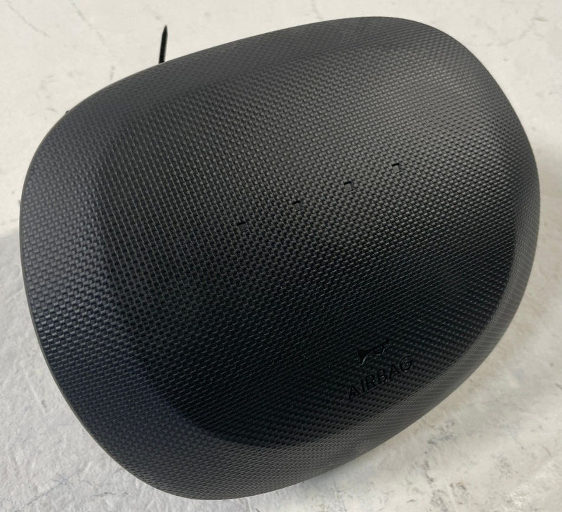 Load image into Gallery viewer, 2025-2026 HYUNDAI IONIQ 5 FRONT LEFT SIDE STEERING WHEEL AIRBAG AIR BAG # 109138
