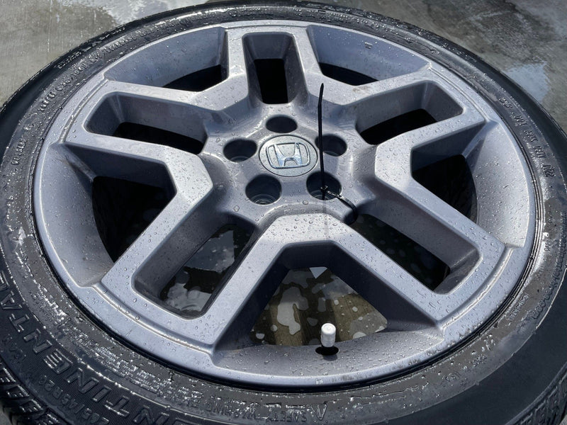 Load image into Gallery viewer, HONDA PASSPORT EX-L 20X8.5J 5 SPOKE WHEEL RIM W/TIRE (ONLY#1) 3.5L 22-23 #107885
