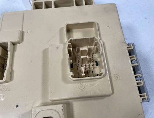23-25 HYUNDAI PALISADE POWER DISTRIBUTION CABIN FUSE BOX RELAY JUNCTION
