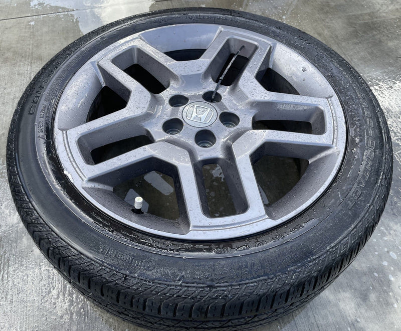 Load image into Gallery viewer, HONDA PASSPORT EX-L 20X8.5J 5 SPOKE WHEEL RIM W/TIRE (ONLY#1) 3.5L 22-23 #107886
