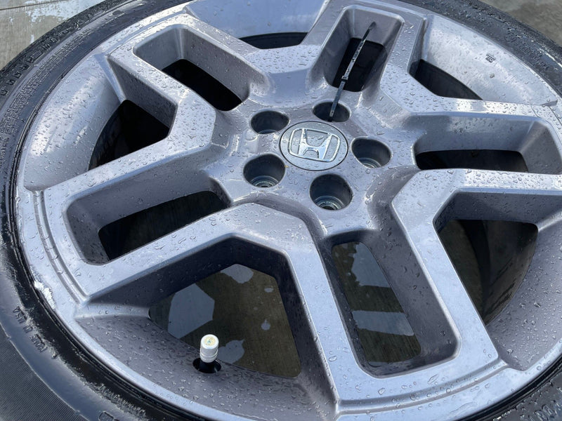 Load image into Gallery viewer, HONDA PASSPORT EX-L 20X8.5J 5 SPOKE WHEEL RIM W/TIRE (ONLY#1) 3.5L 22-23 #107886
