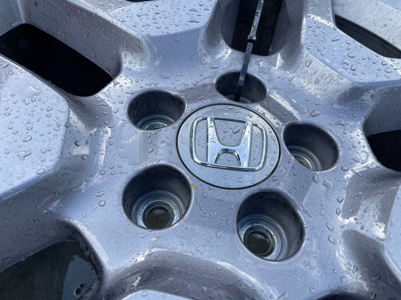 Load image into Gallery viewer, HONDA PASSPORT EX-L 20X8.5J 5 SPOKE WHEEL RIM W/TIRE (ONLY#1) 3.5L 22-23 #107886
