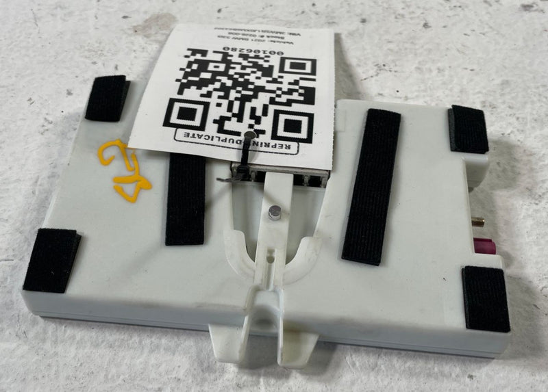 Load image into Gallery viewer, 2018 - 2022 BMW 330I G20 TELEMATICS COMMUNICATION MODULE UNIT # 106280

