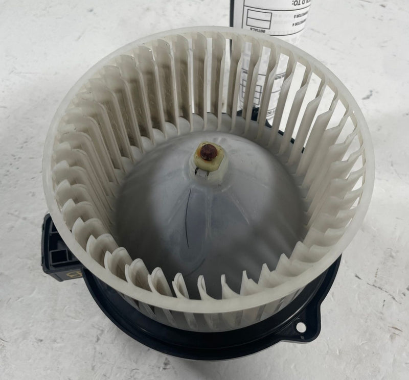 Load image into Gallery viewer, 2023 - 2025 MAZDA CX-50 A/C AIR CONDITIONER HEATER BLOWER FAN MOTOR # 113157
