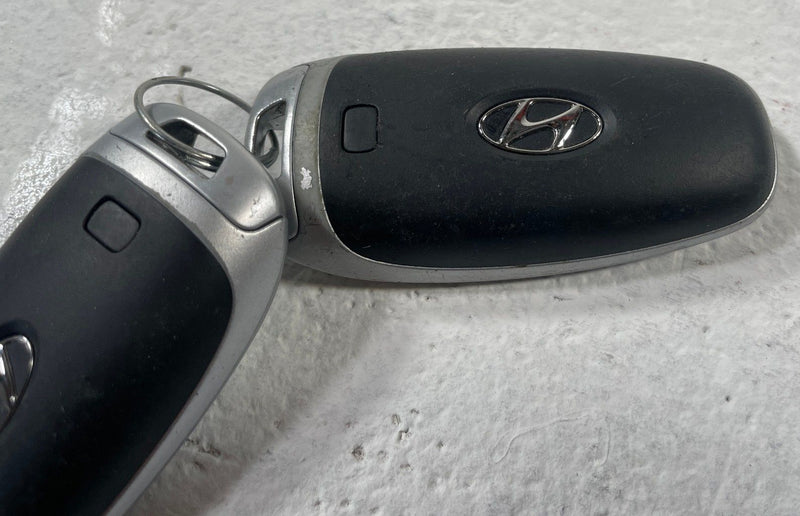 Load image into Gallery viewer, 23-25 HYUNDAI PALISADE ENGINE &amp; BODY CONTROL MODULE ECM BCM W/ KEY FOB # 107744
