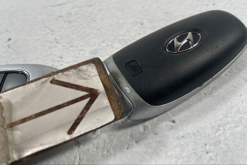 Load image into Gallery viewer, 23-25 HYUNDAI PALISADE ENGINE &amp; BODY CONTROL MODULE ECM BCM W/ KEY FOB # 107744
