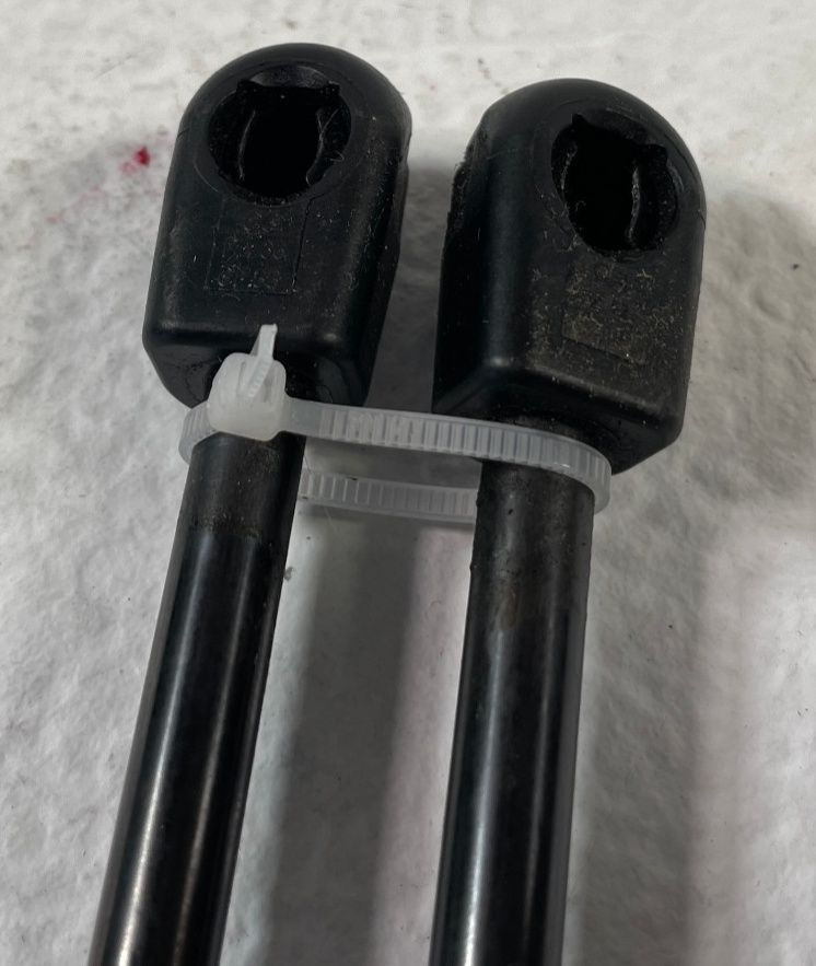 Load image into Gallery viewer, 2019-25 BMW 330I 230I G20 FRONT LH &amp; RH HOOD LIFT SHOCK STRUT SUPPORT #106296
