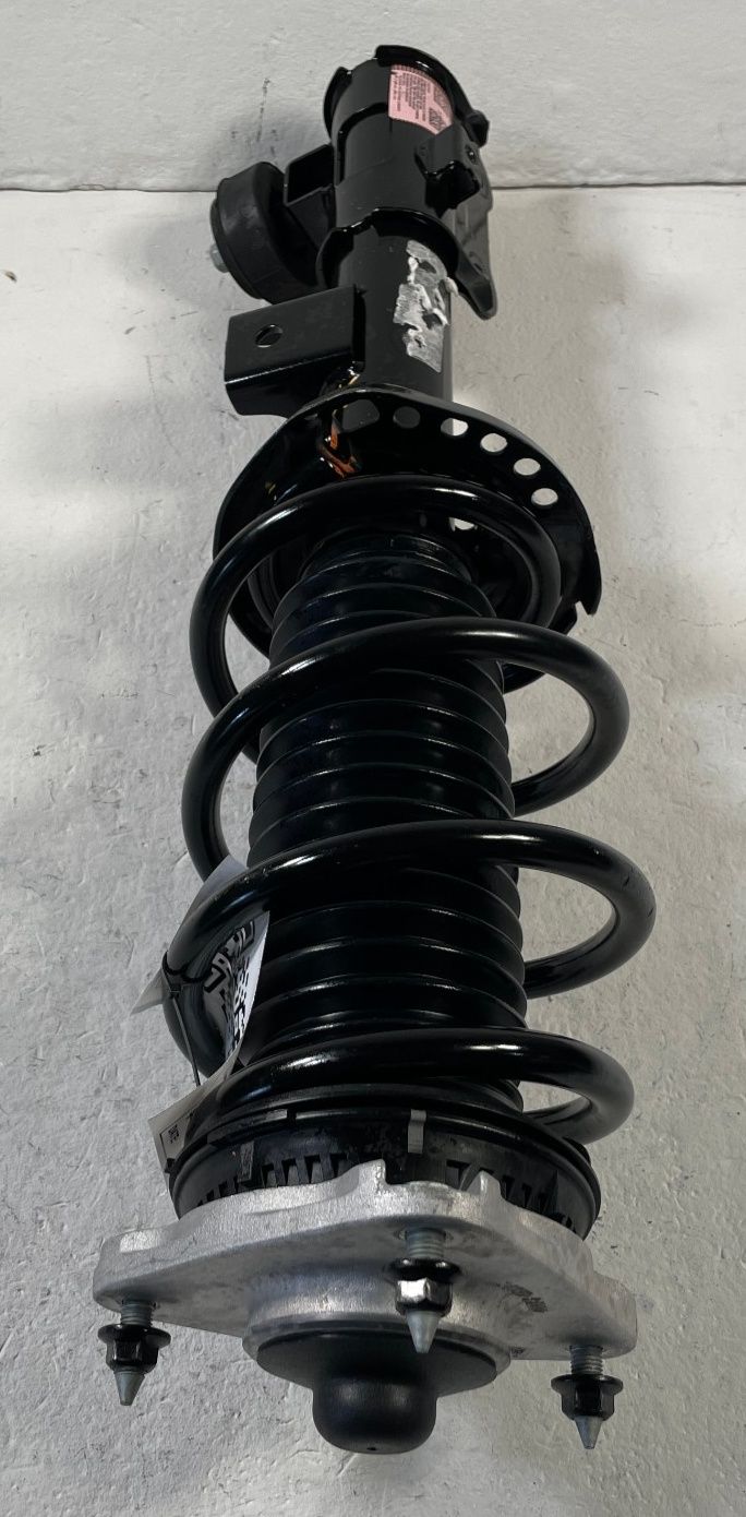 Load image into Gallery viewer, 2025-26 HYUNDAI IONIQ 5 RWD FRONT LEFT SIDE SPRING SHOCK STRUT ABSORBER # 109120
