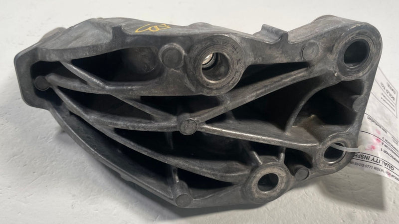 Load image into Gallery viewer, 2022 - 2026 ACURA MDX REAR ENGINE MOTOR MOUNT BRACKET SUPPORT 3.5L # 111911
