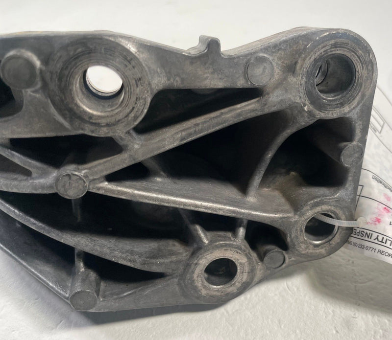 Load image into Gallery viewer, 2022 - 2026 ACURA MDX REAR ENGINE MOTOR MOUNT BRACKET SUPPORT 3.5L # 111911
