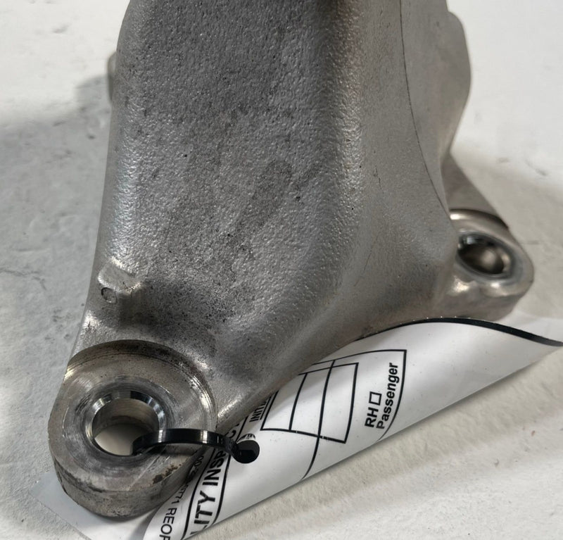 Load image into Gallery viewer, 2022-2026 ACURA MDX A/C FRONT ENGINE MOTOR MOUNT SUPPORT BRACKET 3.5L # 111903
