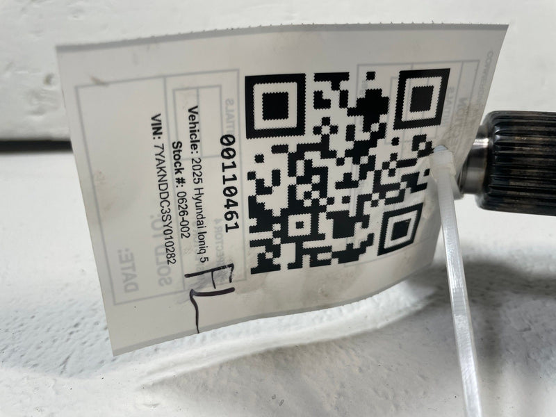 Load image into Gallery viewer, 2025-2026 HYUNDAI IONIQ 5 FRONT LEFT SIDE CV DRIVE AXLE SHAFT HALFSHAFT # 110461
