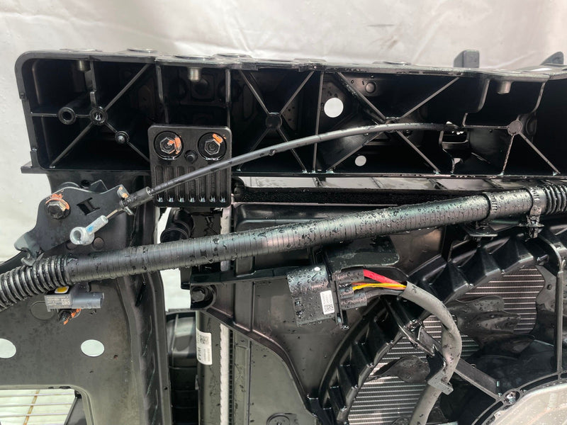 Load image into Gallery viewer, HYUNDAI IONIQ 5 RADIATOR CORE SUPPORT W/ COOLING ASSEMBLY 2025 - 2026 # 112618
