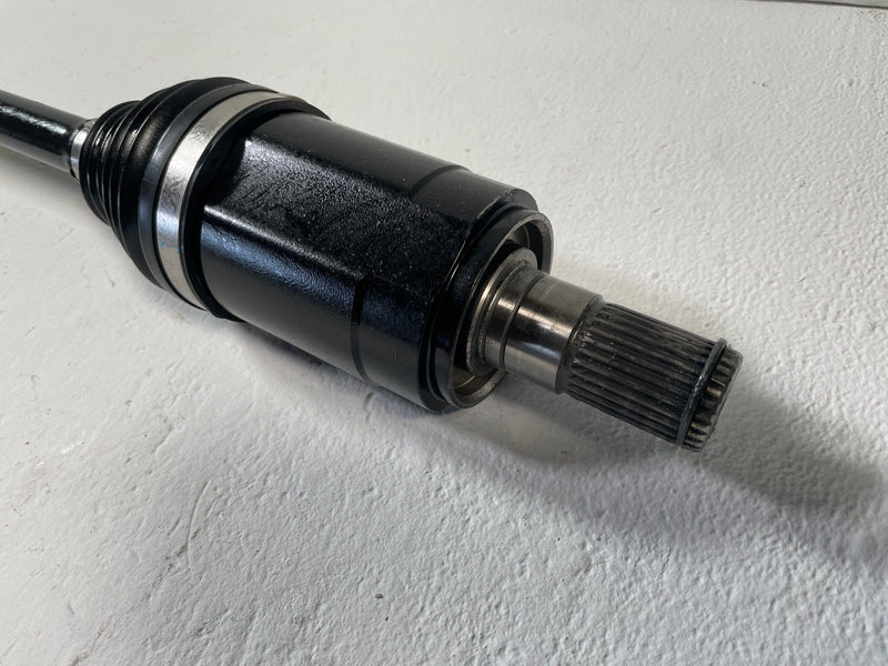 Load image into Gallery viewer, 2025-2026 HYUNDAI IONIQ 5 FRONT RIGHT SIDE CV DRIVE AXLE SHAFT HALFSHAFT #110462
