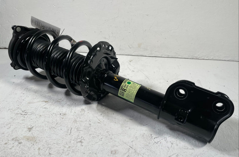 Load image into Gallery viewer, 2023-2025 HYUNDAI PALISADE FRONT RIGHT SHOCK STRUT SPRING ABSORBER # 107905

