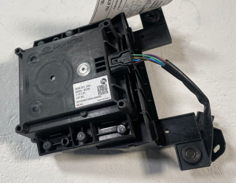Load image into Gallery viewer, 2023-25 HYUNDAI IONIQ 6 ELECTRIC VEHICLE PEDESTRIAN SOUND ALERT SPEAKER # 110516
