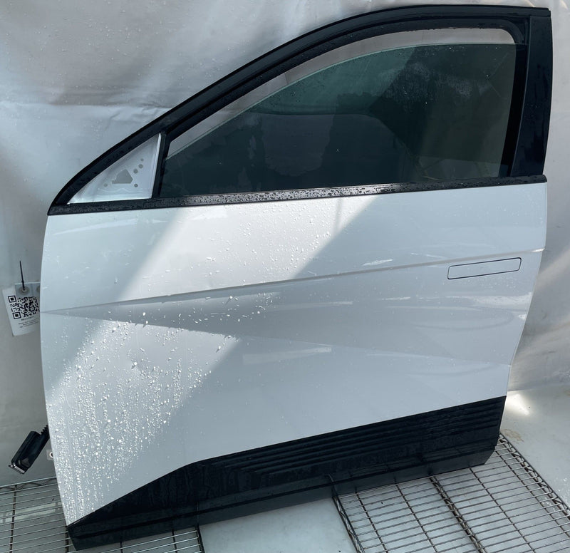Load image into Gallery viewer, HYUNDAI IONIQ 5 FRONT LEFT SIDE DOOR SHELL ASSEMBLY WHITE (SAW) 25-26 # 112621
