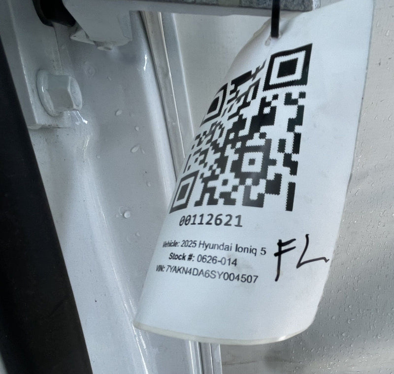 Load image into Gallery viewer, HYUNDAI IONIQ 5 FRONT LEFT SIDE DOOR SHELL ASSEMBLY WHITE (SAW) 25-26 # 112621
