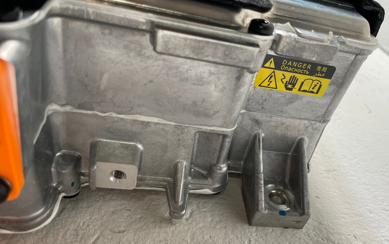 Load image into Gallery viewer, 2025 - 2026 HYUNDAI IONIQ 5 ICCU INTEGRATED CHARGING CONTROL MODULE UNIT #109147

