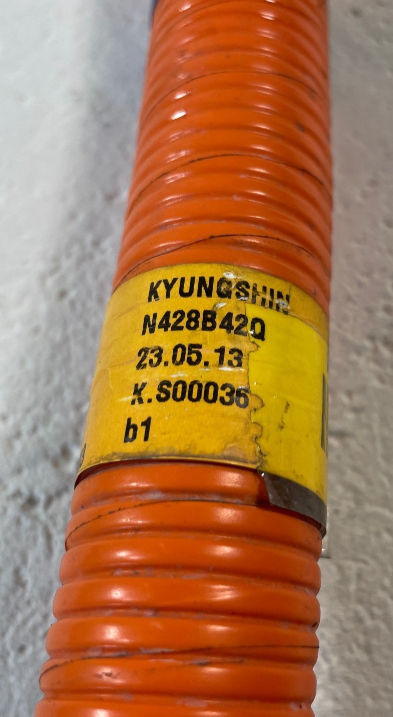 Load image into Gallery viewer, 2023 - 2024 HYUNDAI IONIQ 6 HIGH VOLTAGE BATTERY CABLE WIRE HARNESS # 110515
