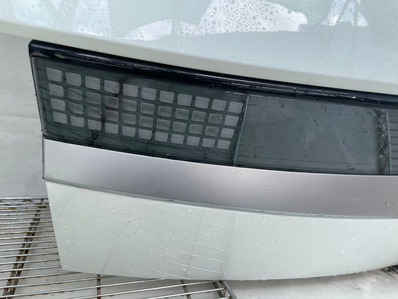 Load image into Gallery viewer, HYUNDAI IONIQ 5 TRUNK LID DECK TAIL GATE TAILGATE WHITE (SAW) 2025-2026 # 112617
