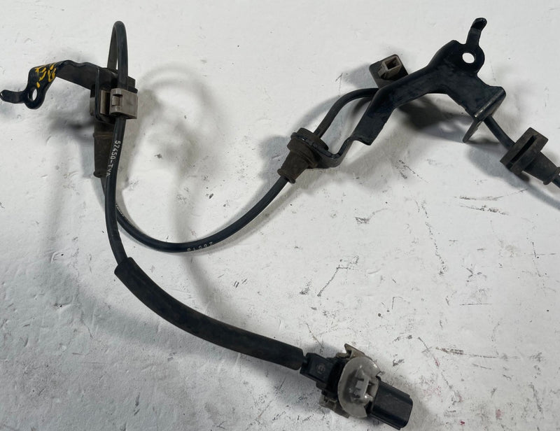Load image into Gallery viewer, 2022 - 2026 ACURA MDX FRONT RIGHT PASSENGER SIDE ABS WHEEL SPEED SENSOR # 111893

