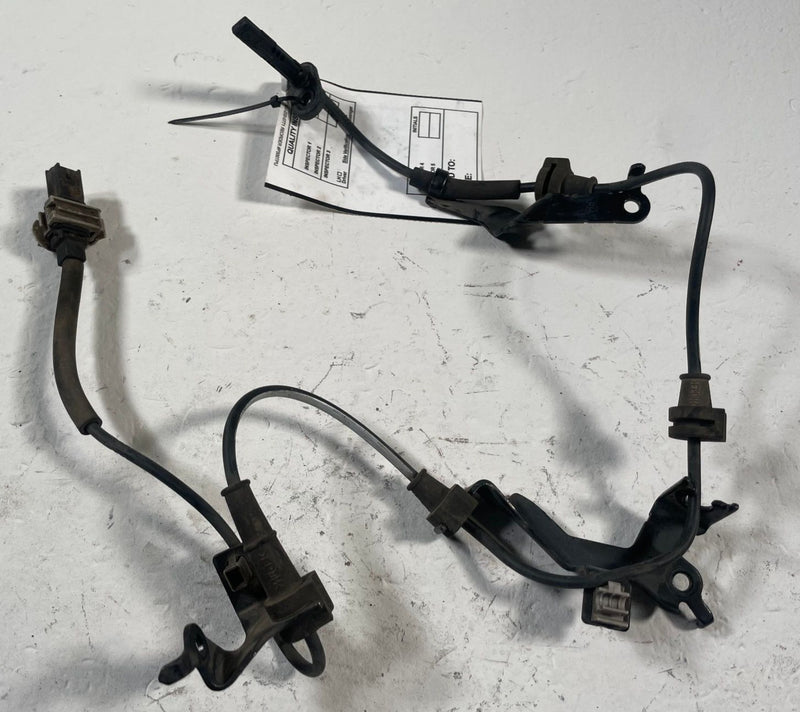 Load image into Gallery viewer, 2022 - 2026 ACURA MDX FRONT RIGHT PASSENGER SIDE ABS WHEEL SPEED SENSOR # 111893
