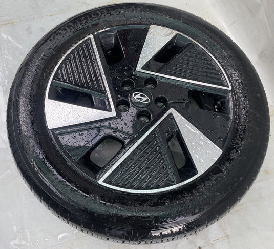HYUNDAI IONIQ 5 19" 19X7-1/2 ALLOY WHEEL RIM W/ TIRE (ONLY#1) 2025-2026 # 112623
