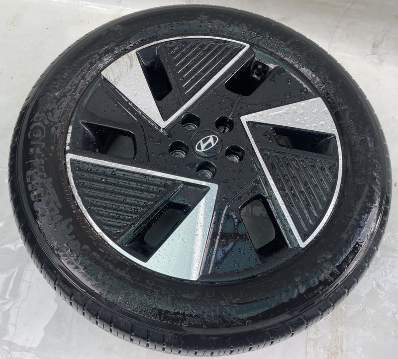Load image into Gallery viewer, HYUNDAI IONIQ 5 19" 19X7-1/2 ALLOY WHEEL RIM W/ TIRE (ONLY#1) 2025-2026 # 112623

