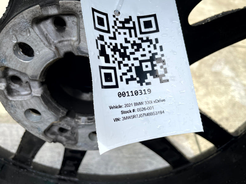 Load image into Gallery viewer, BMW G20 330i REAR 19x8'' STYLE 791M DOUBLE SPOKE WHEEL RIM W/TIRE 19-25 # 110324
