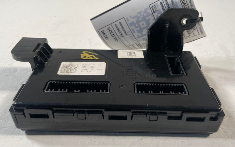 Load image into Gallery viewer, 2023 - 2025 HYUNDAI IONIQ 6 HEAT PUMP COMPUTER CONTROL MODULE UNIT # 110511
