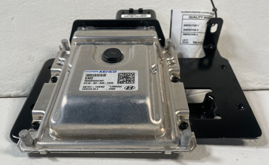 2023 - 2025 HYUNDAI IONIQ 6 VCU VEHICLE CONTROL MODULE W/ BRACKET