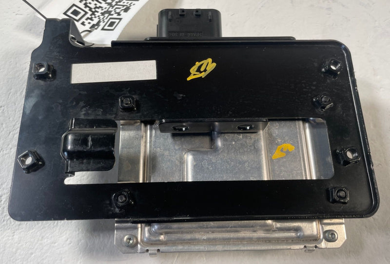 Load image into Gallery viewer, 2023 - 2025 HYUNDAI IONIQ 6 VCU VEHICLE CONTROL MODULE W/ BRACKET # 110494
