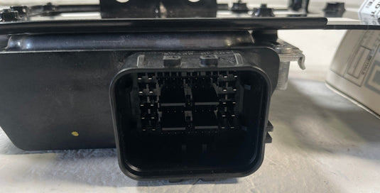 2023 - 2025 HYUNDAI IONIQ 6 VCU VEHICLE CONTROL MODULE W/ BRACKET