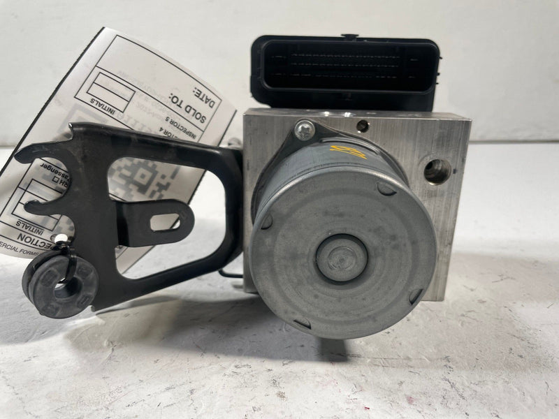 Load image into Gallery viewer, 2022 - 2024 ACURA MDX ABS ANTI LOCK BRAKE PUMP CONTROL MODULE UNIT # 111924
