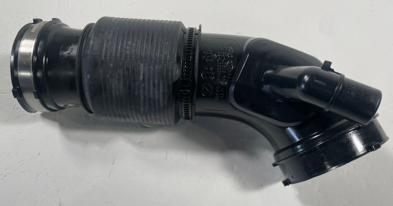 Load image into Gallery viewer, 2021-2026 HYUNDAI SANTA FE ENGINE AIR INTAKE PIPE TUBE 2.5L 28130-L1600 # 113204
