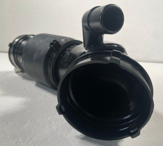 2021-2026 HYUNDAI SANTA FE ENGINE AIR INTAKE PIPE TUBE 2.5L 28130-L1600