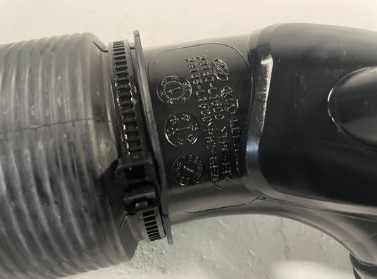 2021-2026 HYUNDAI SANTA FE ENGINE AIR INTAKE PIPE TUBE 2.5L 28130-L1600