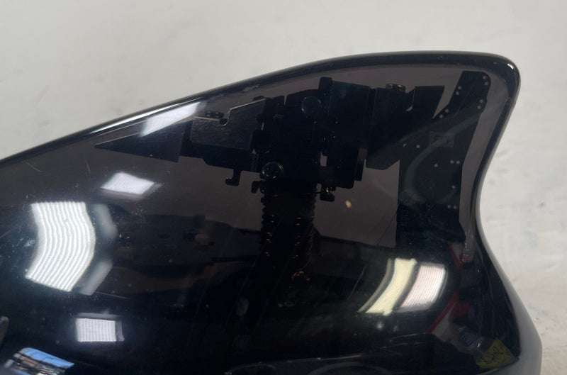 Load image into Gallery viewer, 2023-2025 HYUNDAI IONIQ 6 ROOF EXTERIOR SHARK FIN ANTENNA MODULE BLACK # 110505
