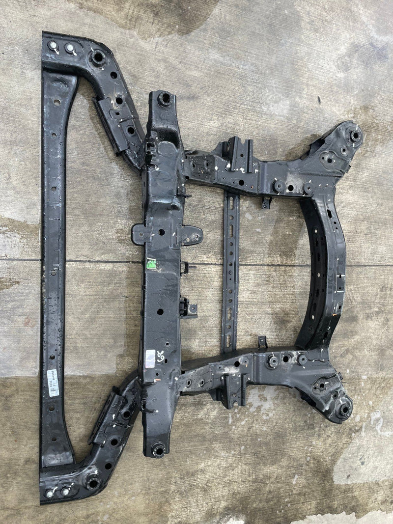 Load image into Gallery viewer, 2025-2026 HYUNDAI IONIQ 5 RWD FRONT ENGINE SUBFRAME CROSSMEMBER CRADLE # 112625
