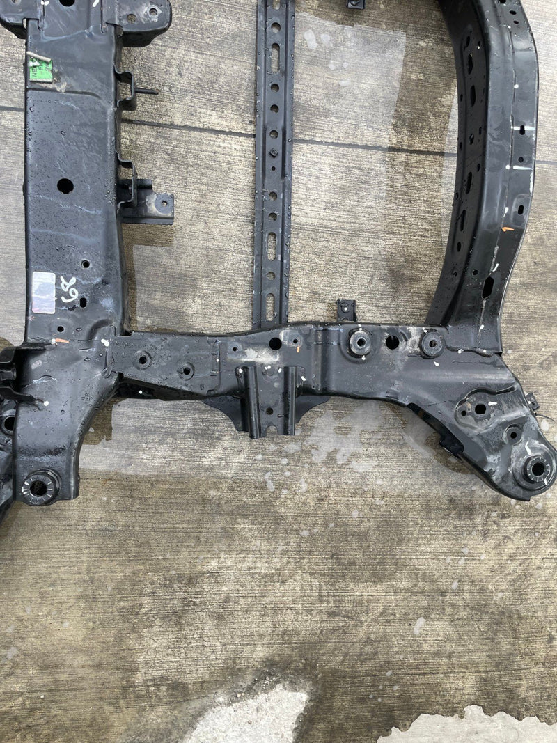 Load image into Gallery viewer, 2025-2026 HYUNDAI IONIQ 5 RWD FRONT ENGINE SUBFRAME CROSSMEMBER CRADLE # 112625
